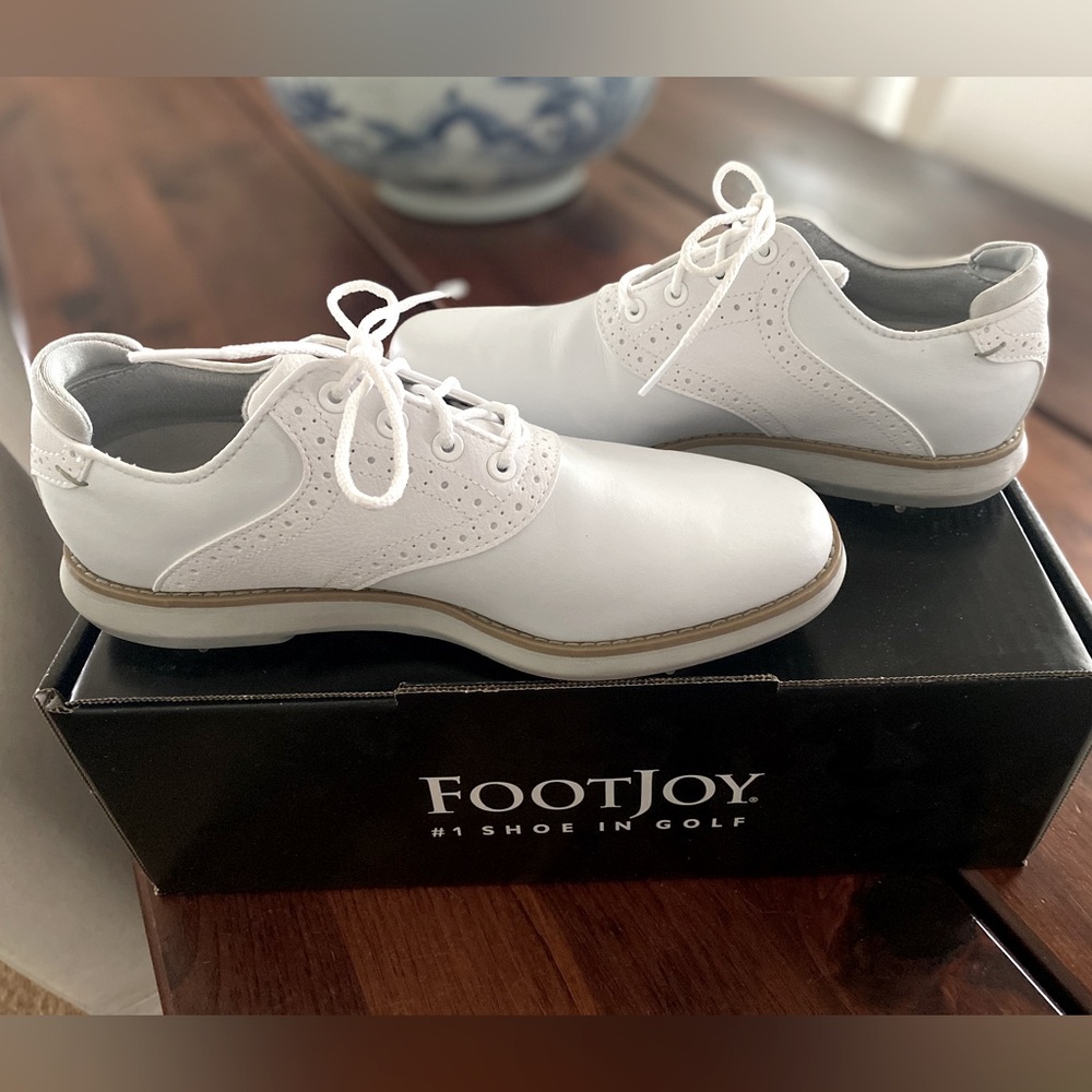FootJoy Traditions Women’s Golf Shoes 6.5